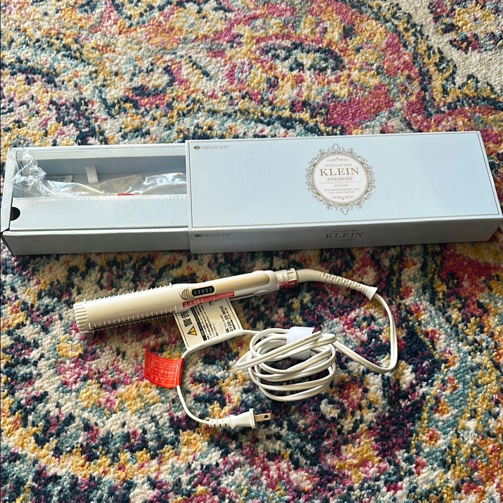 Klein White Hair Straightener